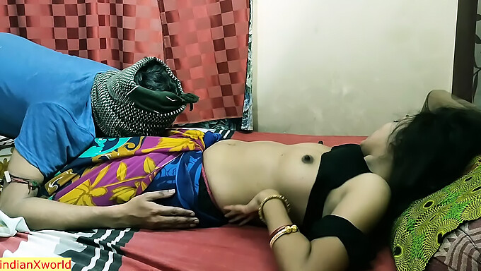 Babu Vô Tình Xuất Tinh Vào Bhabhi Nóng Bỏng Trong Nụ Hôn Đam Mê