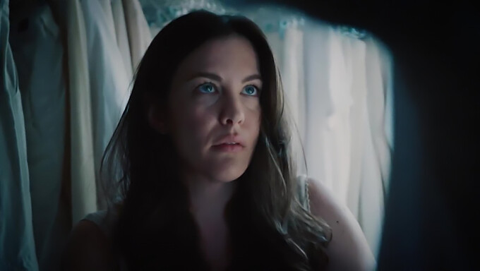 Penampilan Provokatif Liv Tyler Dalam The Leftovers (2015)