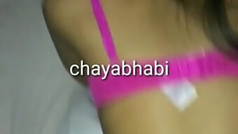 แม่อินเดีย Chhaya Bhabhi รับควยที่ใหญ่ที่สุด