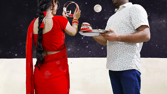 Pengantin India Yang Menggoda, Priya, Menikmati Seks Karva Chauth Pertamanya Dan Memberikan Blowjob Deepthroat Di Bawah Langit Terbuka