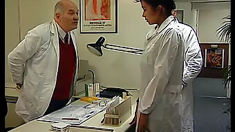 Doctor With Big Natural Tits Gets Analed And Eats Pussy