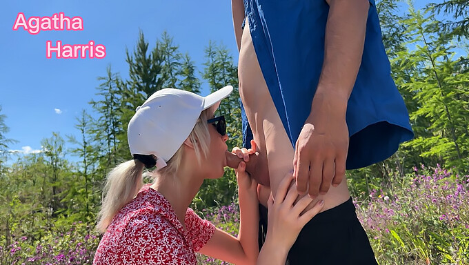 Vidéo Pov De Ma Première Rencontre Orale Avec Un Inconnu Dans Un Parc